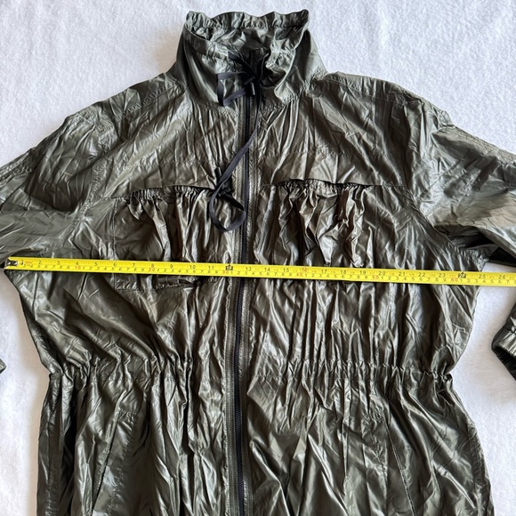 BLANK NYC Olive Green Lightweight Utility Packable Rain Jacket Oversized Size XS - Picture 9 of 13